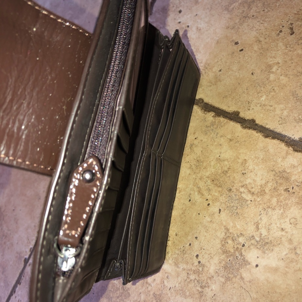 Coach Wallet - Picture 3 of 6